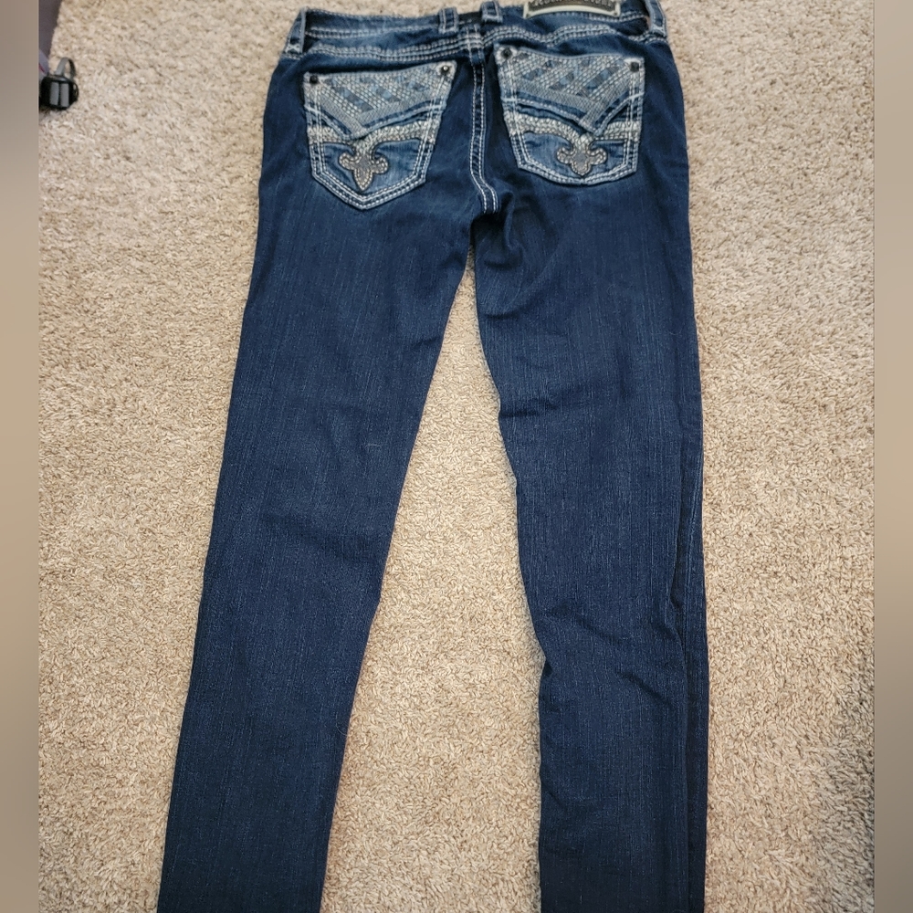 Skinny rock revivals